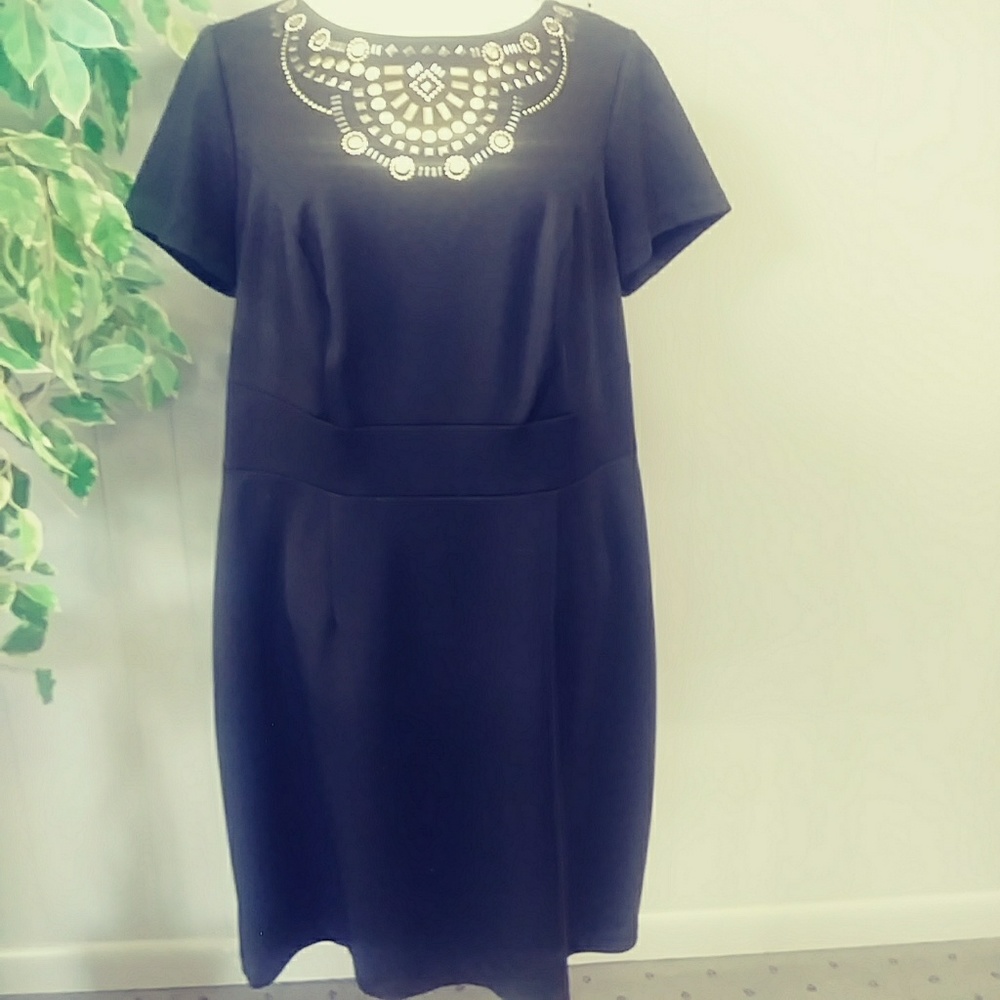 SHORT SLEEVE BLACK DRESS SZ.16W